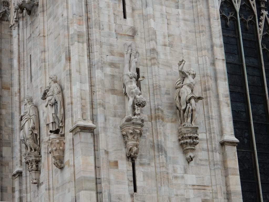 Statues covering the Milan Cathedral